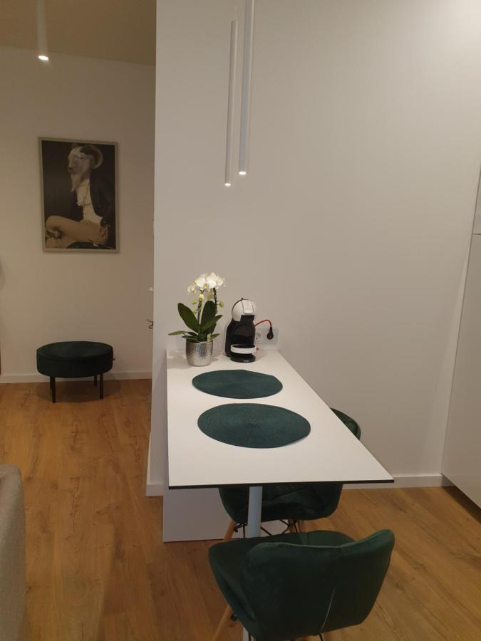 Smaragdo Apartamentai Kaunas Eksteriør billede